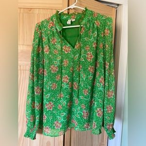 NWOT Jolie size large green flower patterned blouse